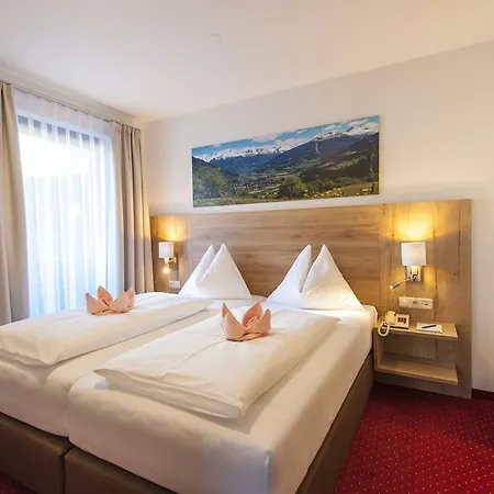 Hotel Kur- Und Winkler 3*