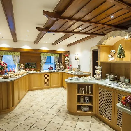 Hotel Kur- Und Winkler 3*